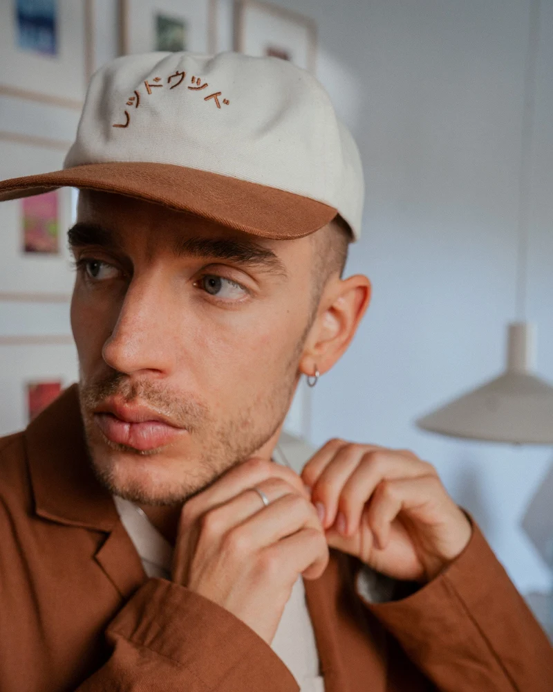 Beige Cap Floppy Reddouddo Logo aus Bio-Baumwolle von Rotholz