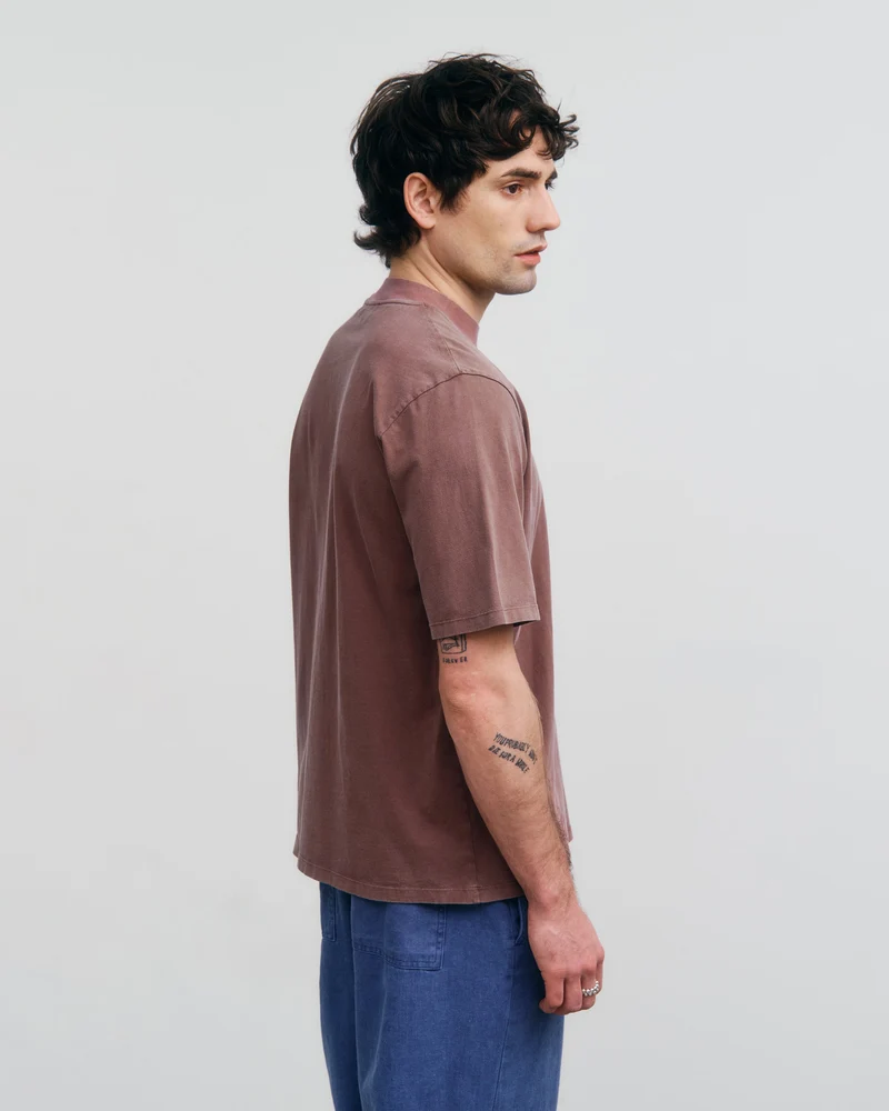 Braunes T-Shirt aus 100% Baumwolle von Rotholz