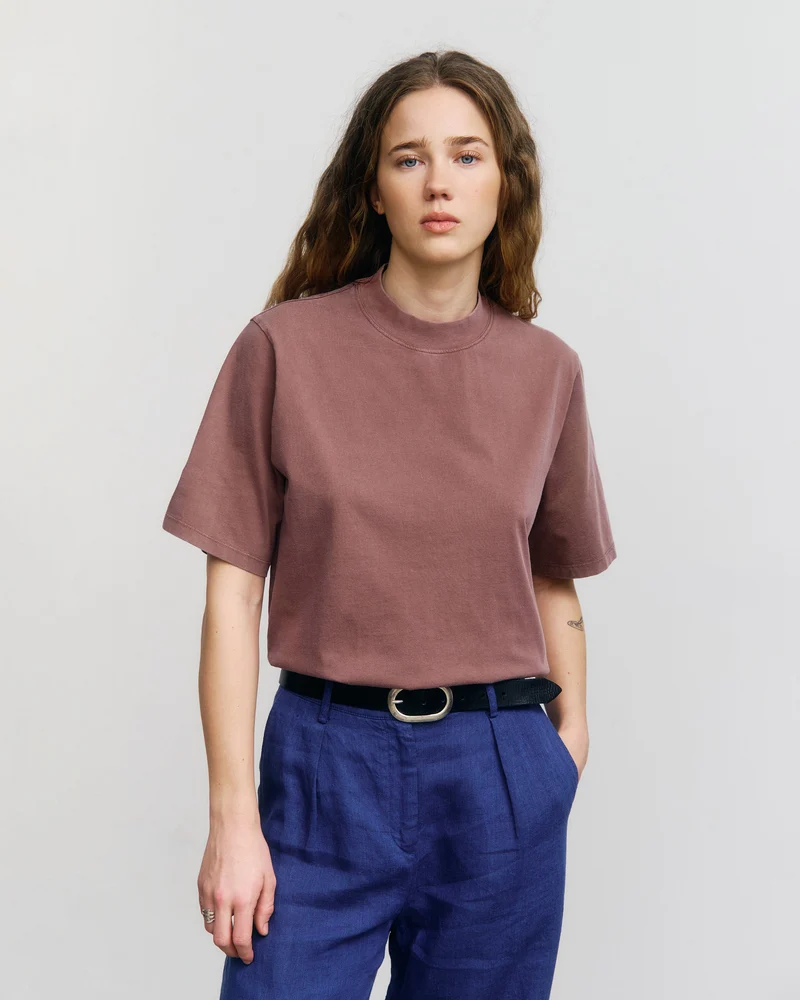 Braunes T-Shirt aus 100% Bio-Baumwolle von Rotholz