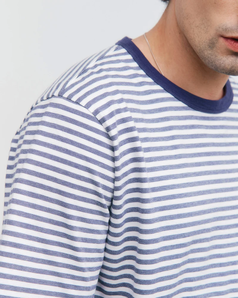 Blaues gestreiftes T-Shirt aus Bio-Baumwolle von Rotholz