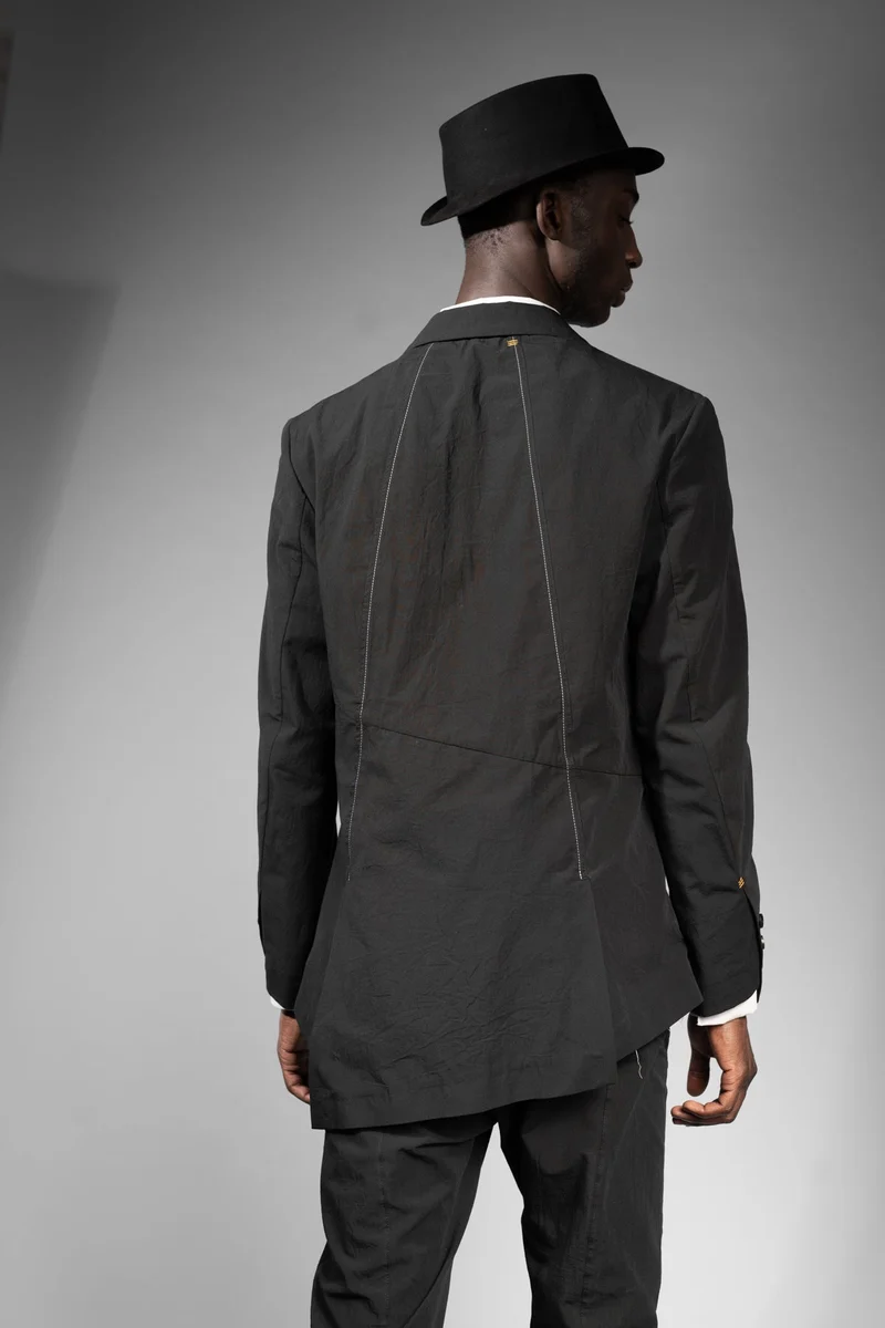 eigensinnig wien | ArgGro | Schwarzer Slim Fit Designer Herrenanzug aus japanischer Baumwolle