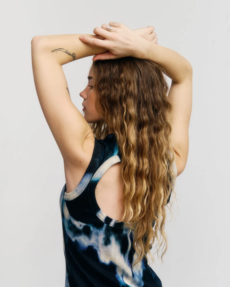 Geripptes Kleid Tie Dye aus Bio-Baumwolle von Rotholz