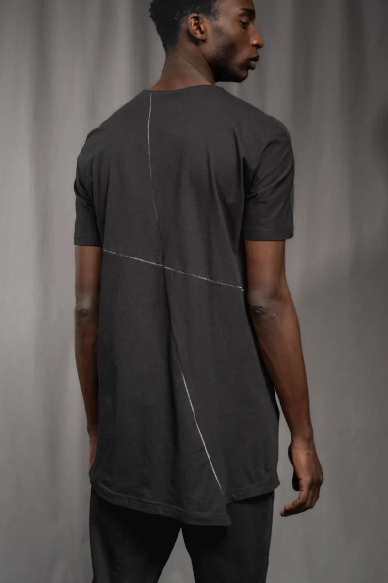 eigensinnig wien | Artmann | Schwarzes, avantgardistisches Long-T-Shirt aus Baumwolle