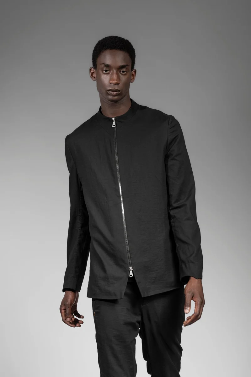 eigensinnig wien | Husserl | Schwarze Herren Designer Bikerjacke aus leichter Baumwolle