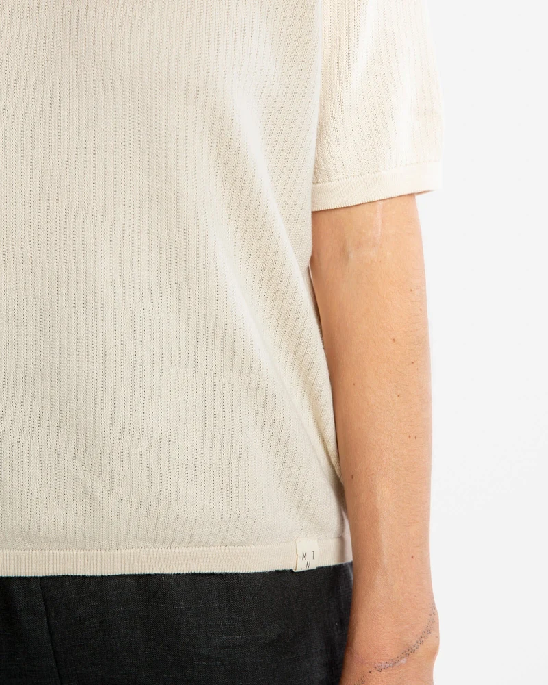 Beiges Gestrickets T-Shirt aus Bio-Baumwolle von Matona