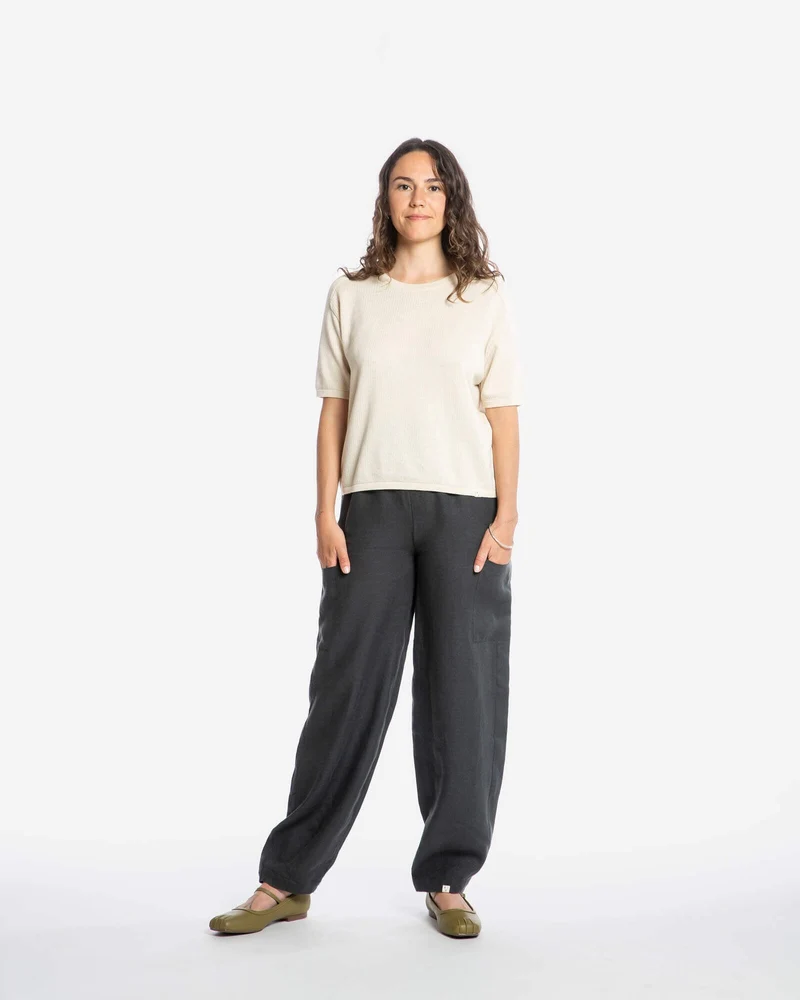 Beiges Gestrickets T-Shirt aus Bio-Baumwolle von Matona
