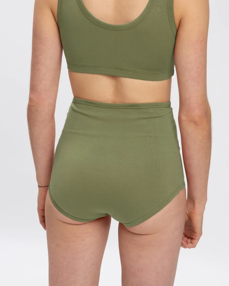 Olivegrüne Unterhose Basic aus 100% Bio-Baumwolle von Matona