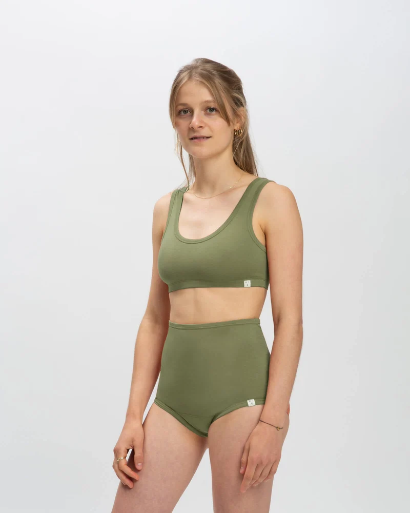 Olivegrüne Unterhose Basic aus 100% Bio-Baumwolle von Matona