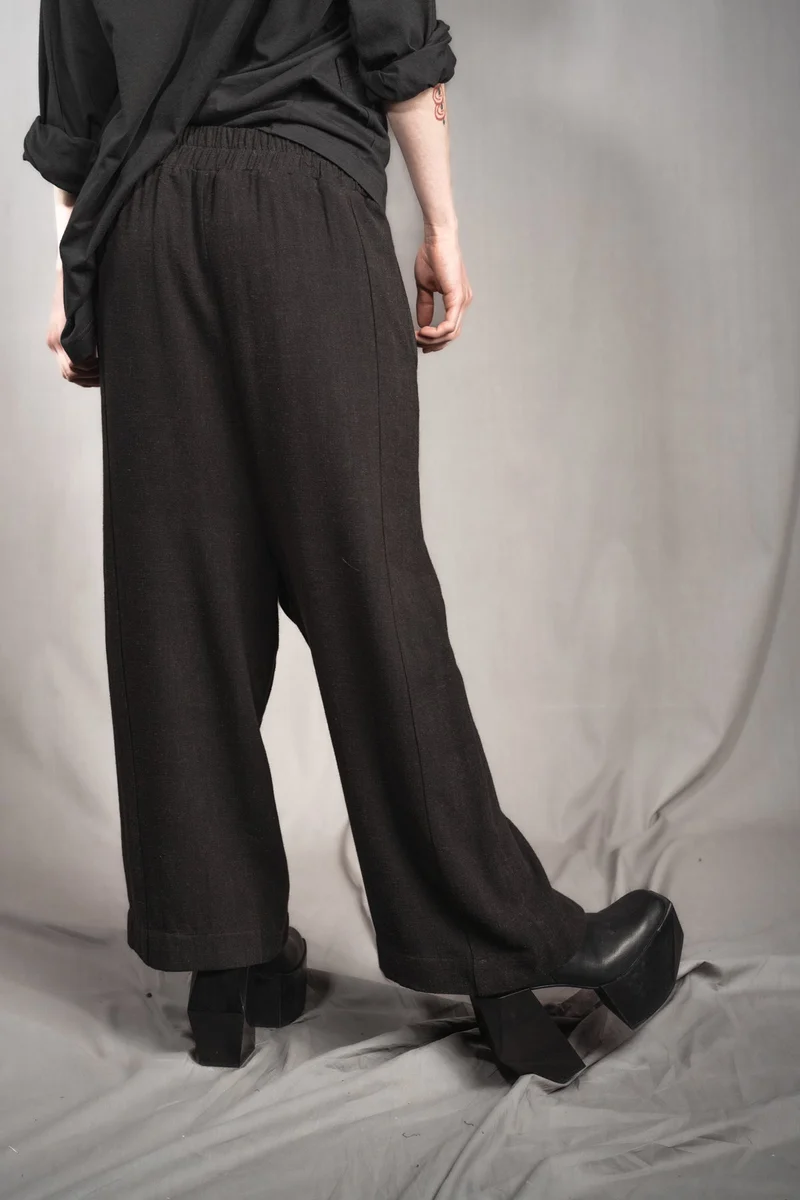 eigensinnig wien | Yoshida | Exklusive Japanische Hose aus Leinen in Schwarz