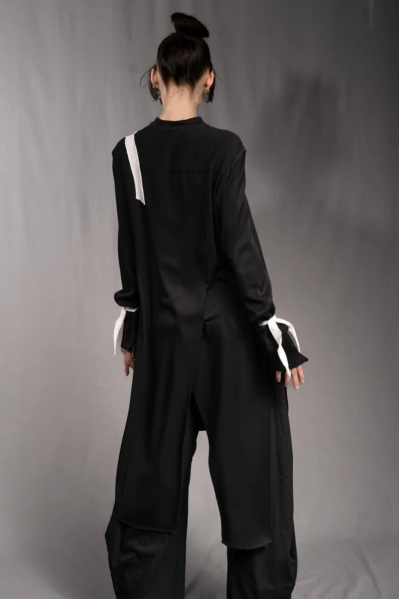 eigensinnig wien | PJ | Elegantes Blusenkleid im extravaganten Grunge Style