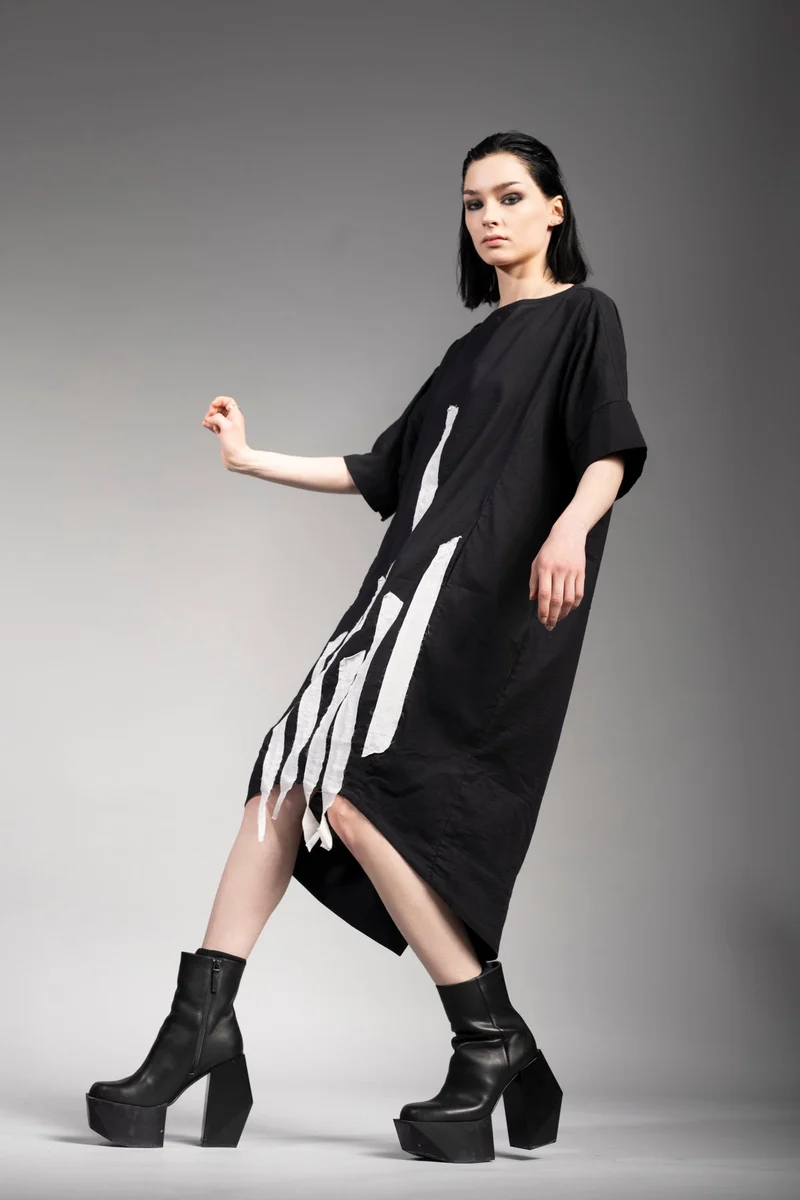 eigensinnig wien | Siouxsie | Extravagantes Grunge Kleid in Schwarz