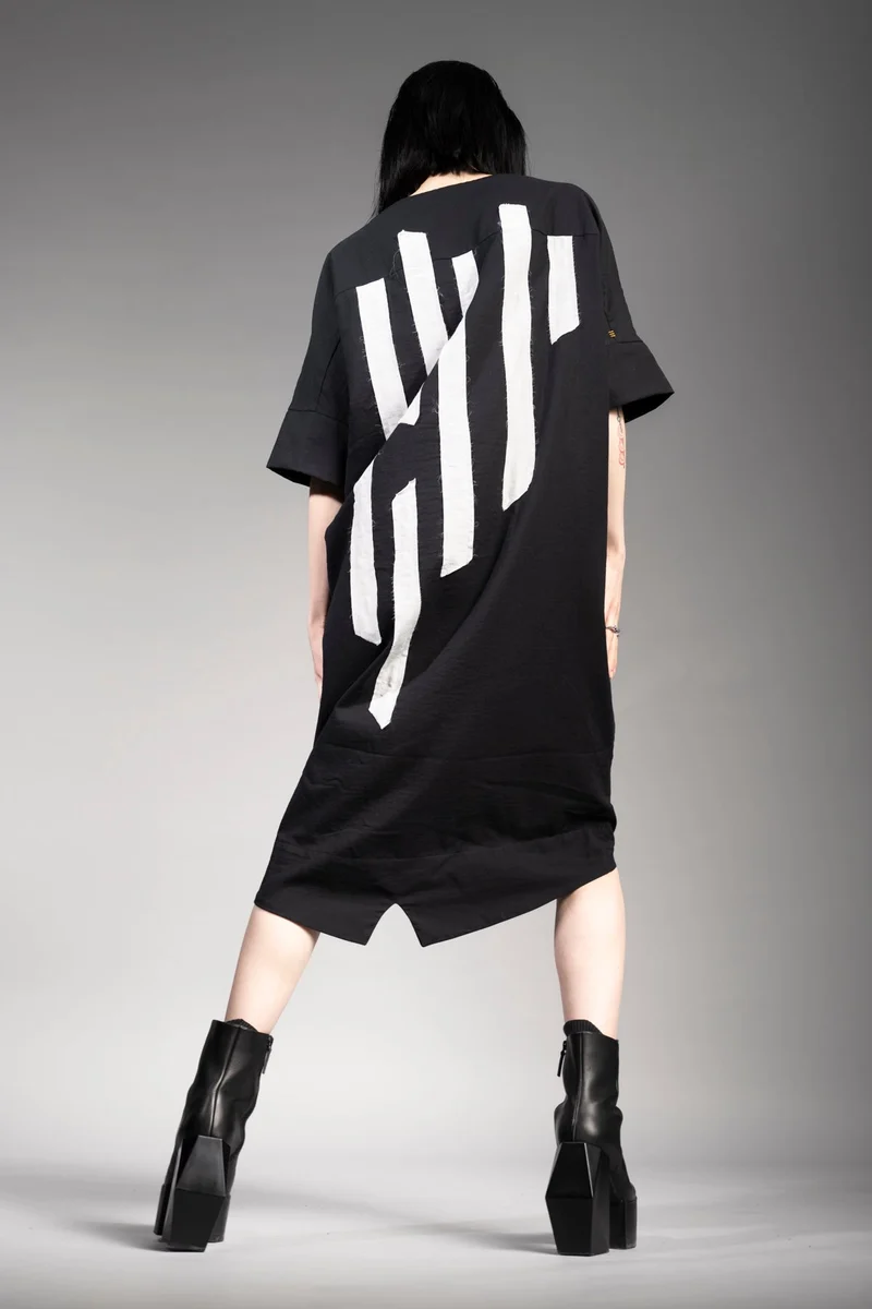 eigensinnig wien | Siouxsie | Extravagantes Grunge Kleid in Schwarz