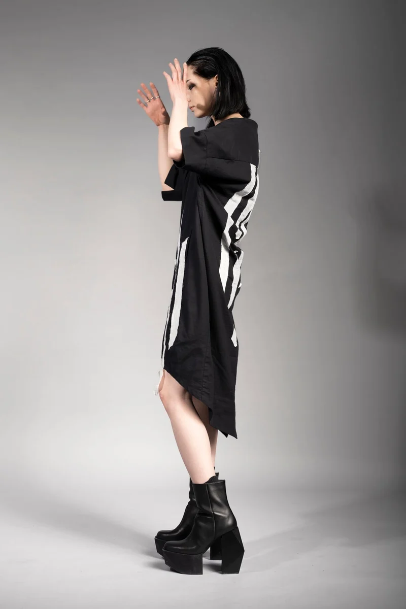 eigensinnig wien | Siouxsie | Extravagantes Grunge Kleid in Schwarz