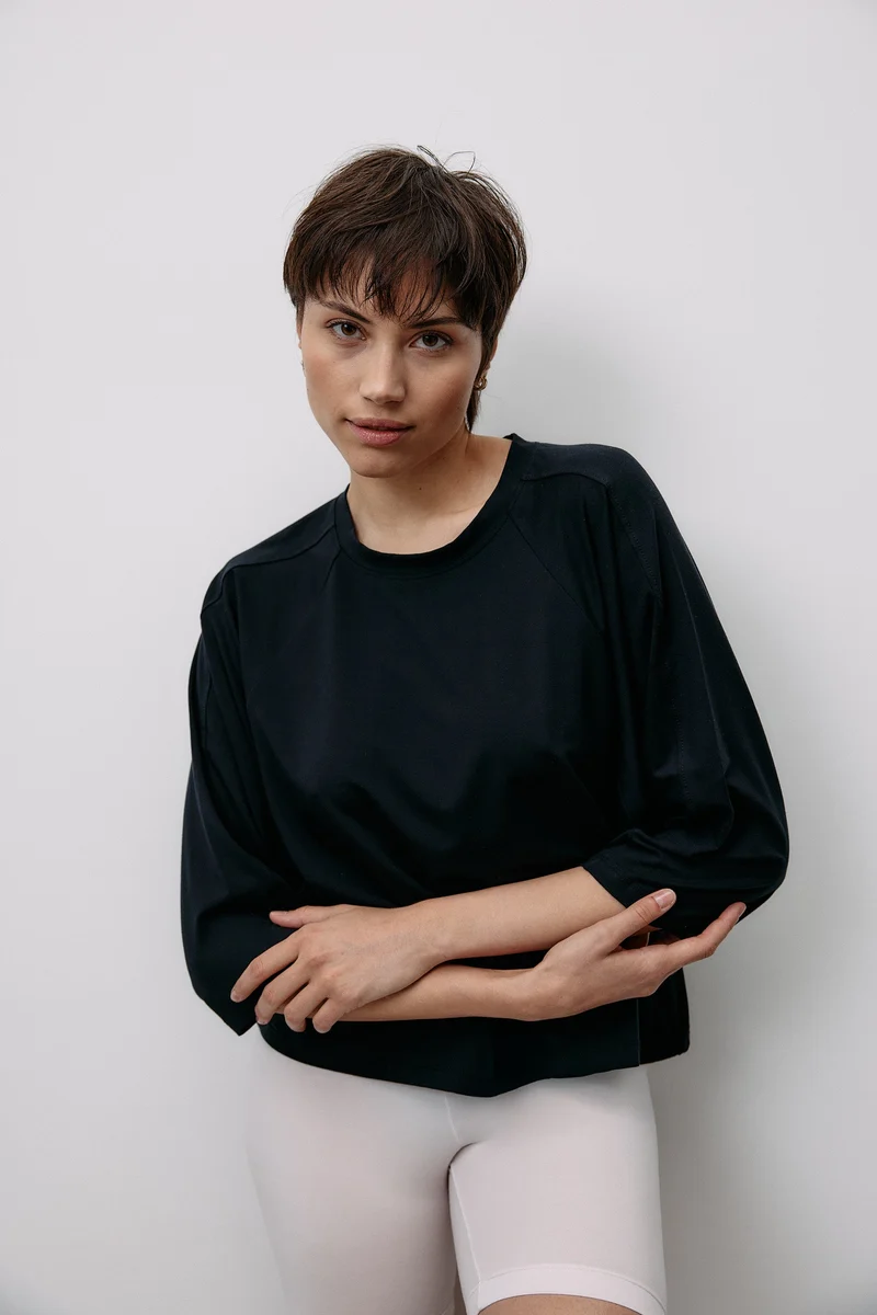 Neo Classic Effortless Top - black intense - von Moya Kala
