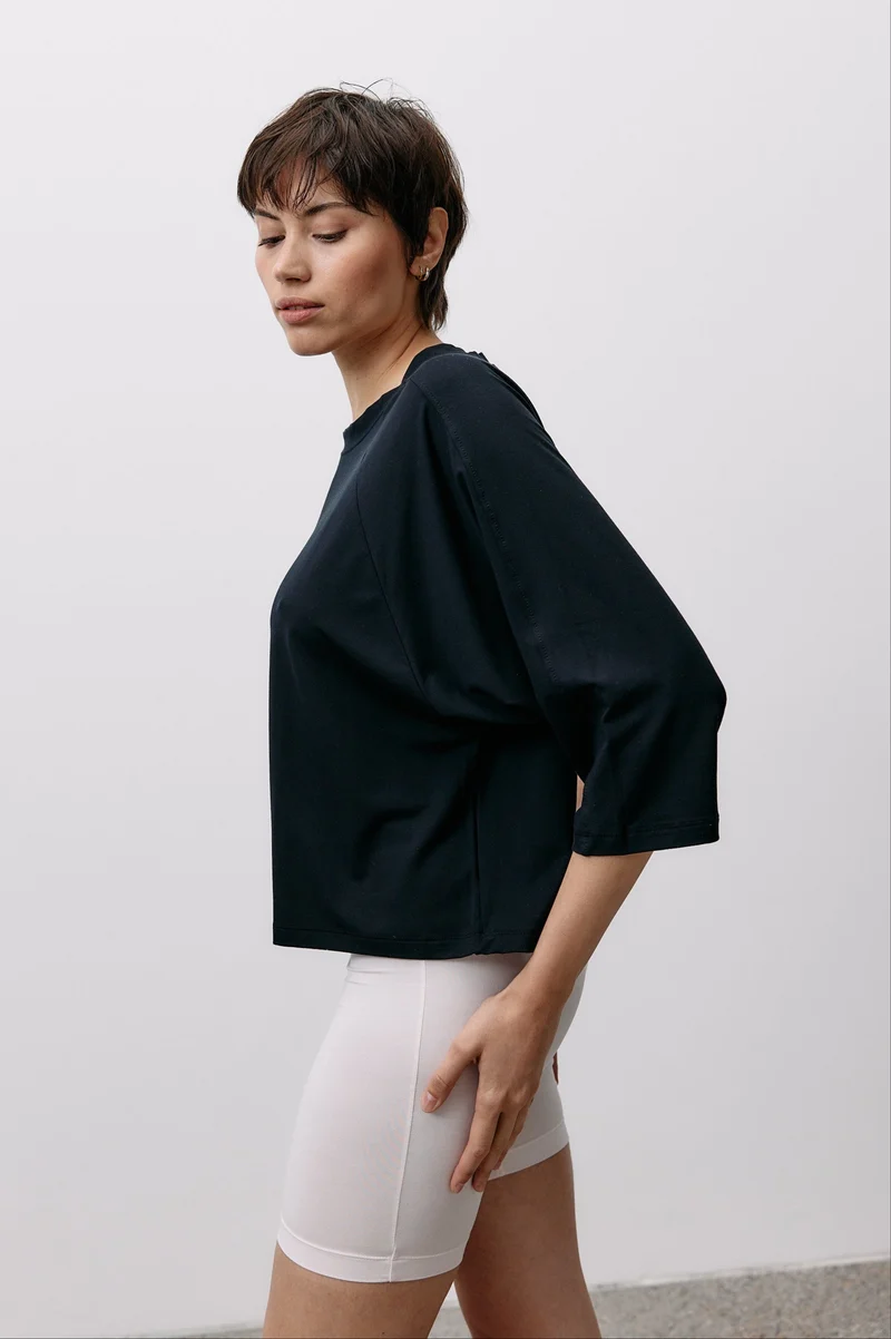 Neo Classic Effortless Top - black intense - von Moya Kala