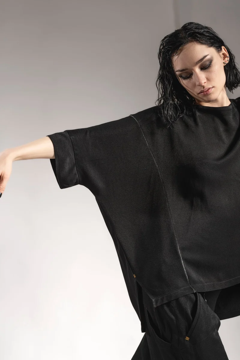 eigensinnig wien | Rosa | Oversize Designer T-Shirt für Damen in Schwarz