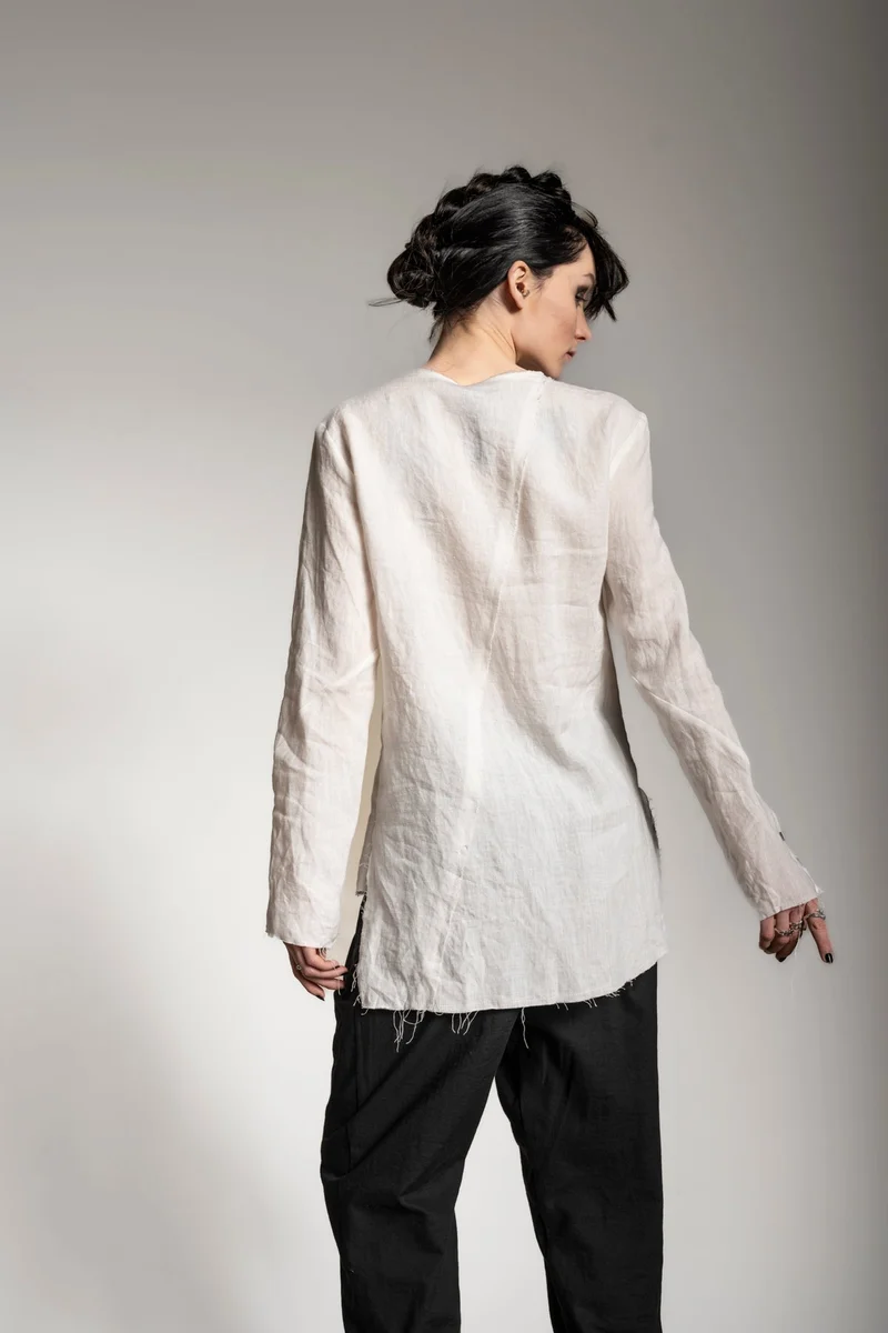 eigensinnig wien | Jelinek | Asymmetrische Designer Bluse aus Leinen für Damen in Weiß