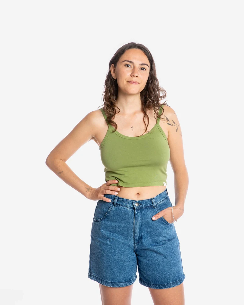 Olivegrünes Crop Top Basic aus Bio-Baumwolle von Matona