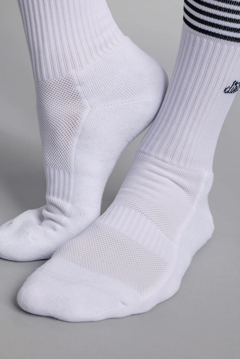 Striped Athletic Socks von DIRTS