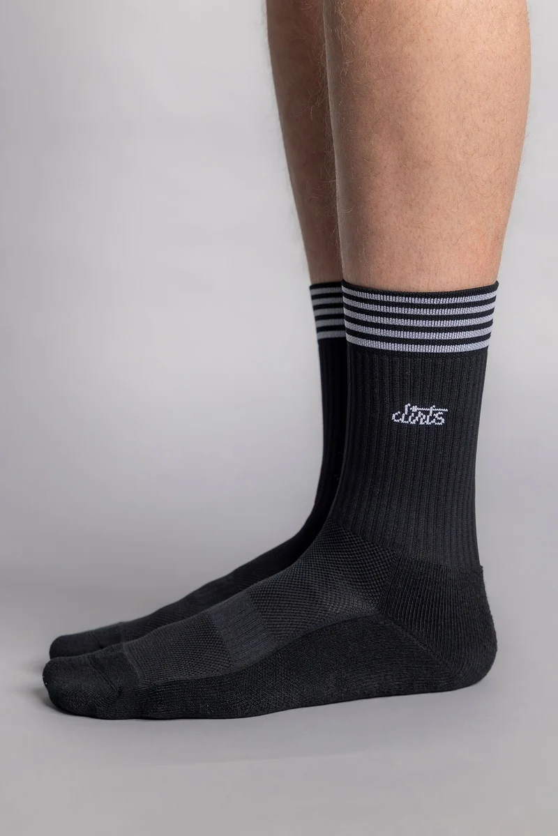 Striped Athletic Socks von DIRTS