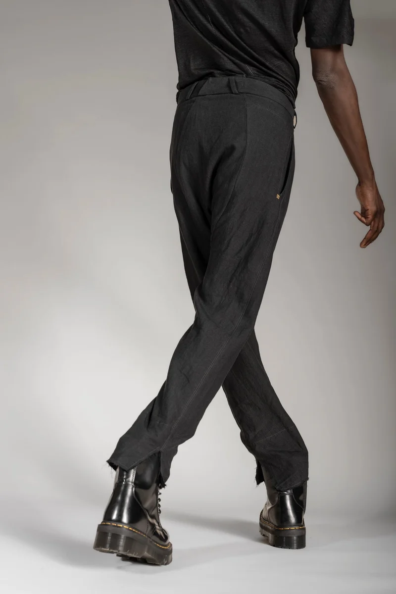 eigensinnig wien | Goethe | Schwarze Designer Bundfalten Drop Crotch Pants aus Leinen