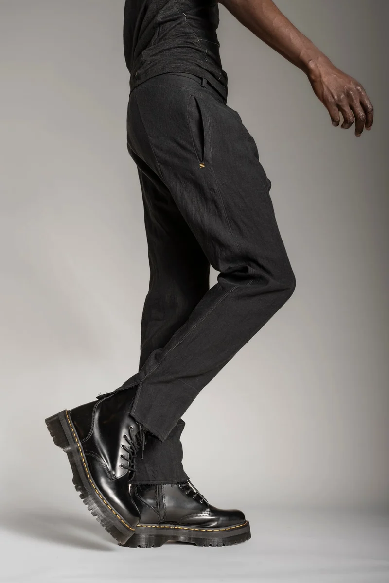 eigensinnig wien | Goethe | Schwarze Designer Bundfalten Drop Crotch Pants aus Leinen