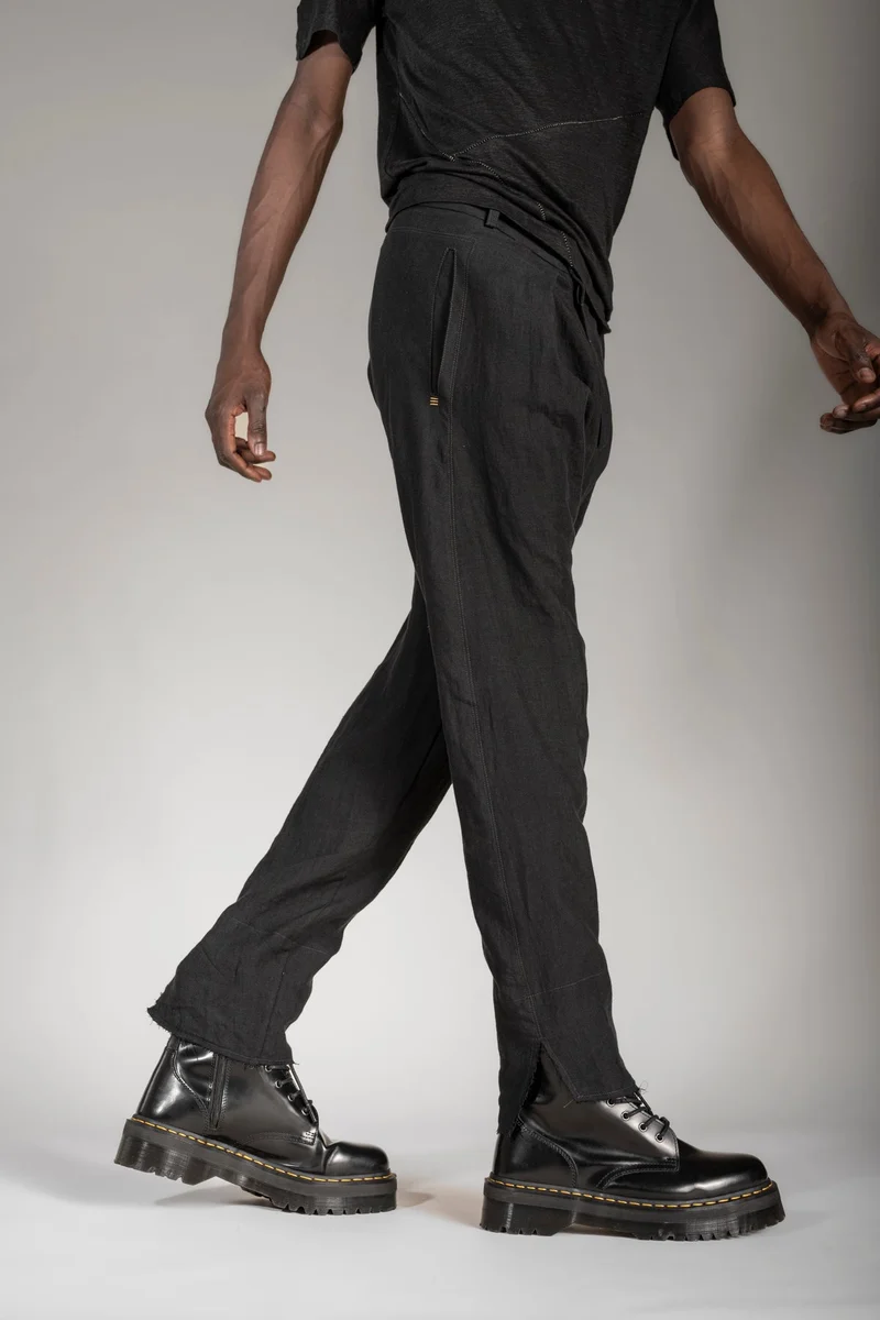 eigensinnig wien | Goethe | Schwarze Designer Bundfalten Drop Crotch Pants aus Leinen