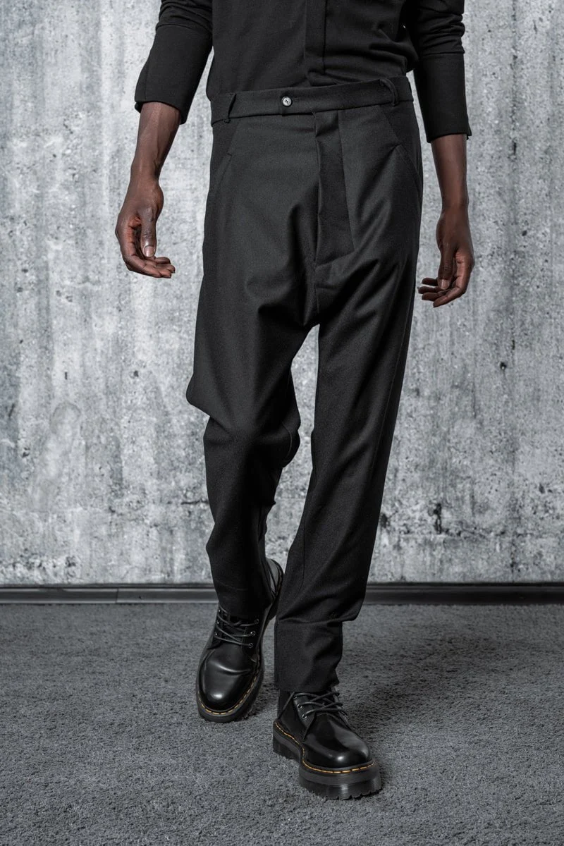 eigensinnig wien | Allegro | Elegante schwarze Baggy Anzughose für Herren aus Wolle