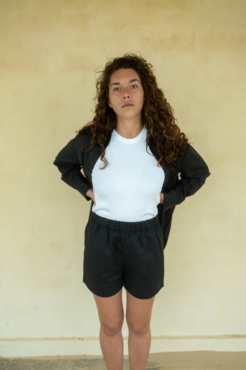 Dunkelblau Leinen-Shorts Luma aus Leinen-Tencel von Salzwasser