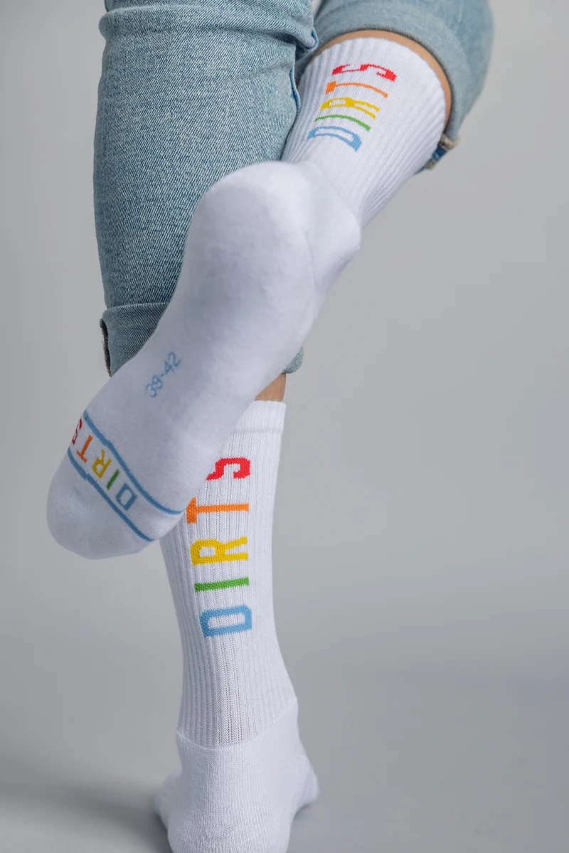 Bunte Socken Rainbow 2.0 aus Bio-Baumwolle von DIRTS