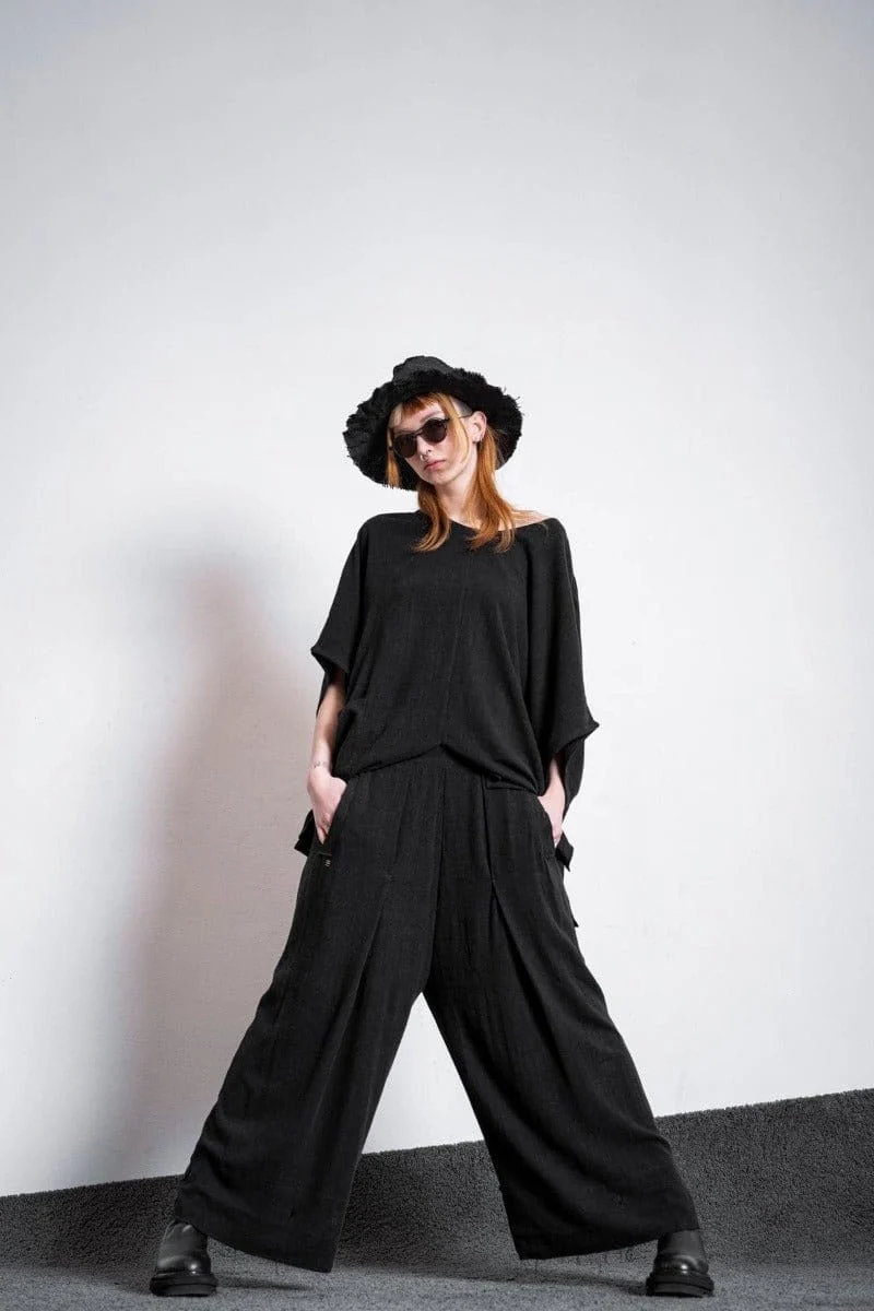 eigensinnig wien | Zephyr | Extravagante Designer Leinenhose mit weitem Bein in Schwarz