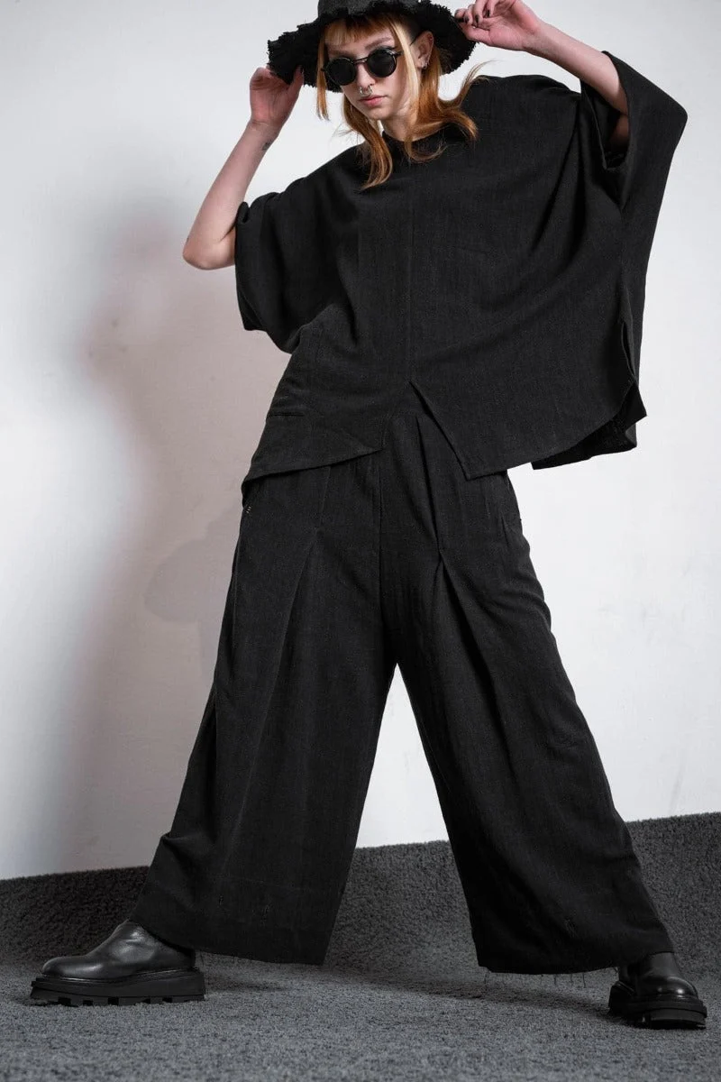eigensinnig wien | Zephyr | Extravagante Designer Leinenhose mit weitem Bein in Schwarz
