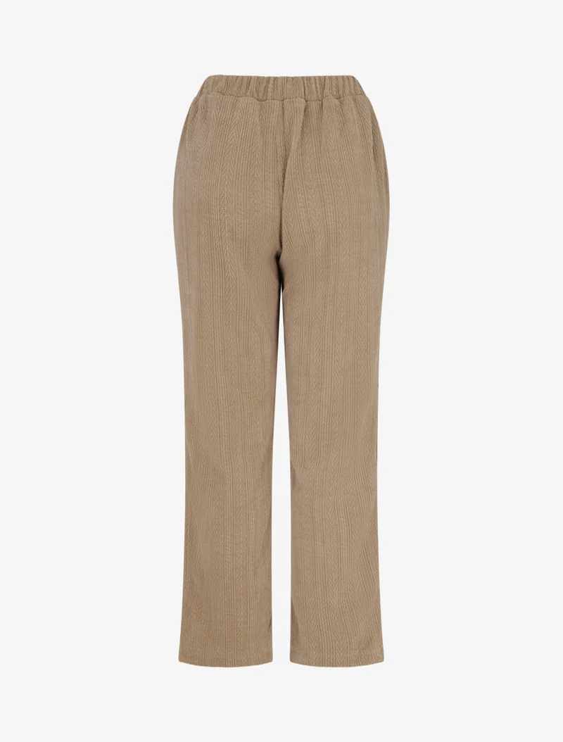Gerade geschnittene Hose aus Samt im Strickstil - Maulwurf