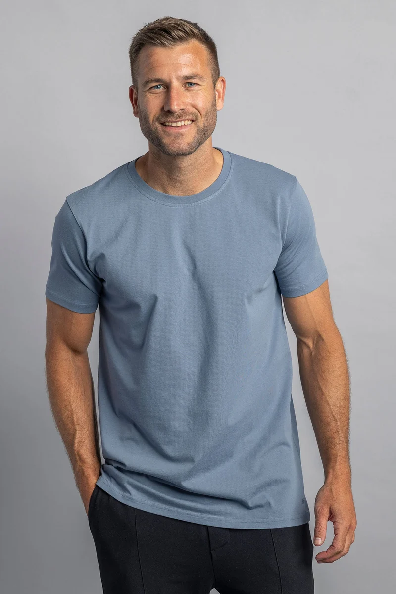 Premium Blank T-Shirt SLIM