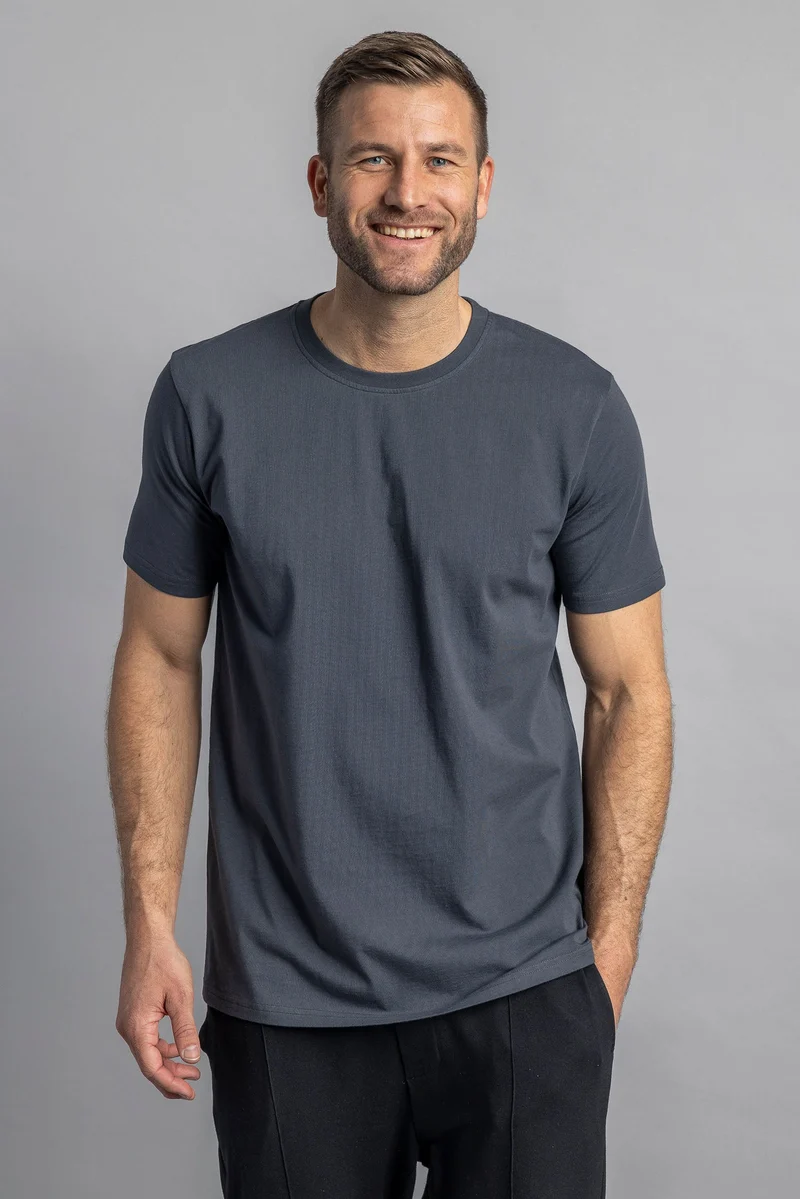 Premium Blank T-Shirt SLIM