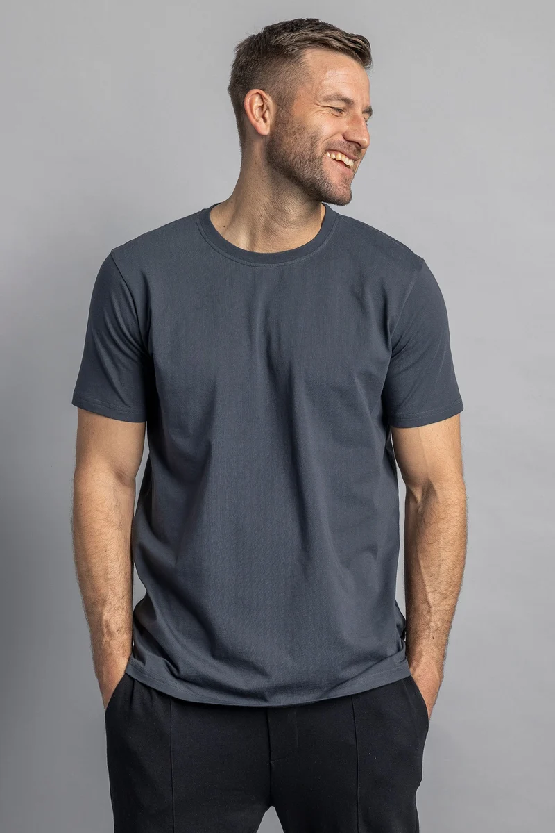Premium Blank T-Shirt SLIM