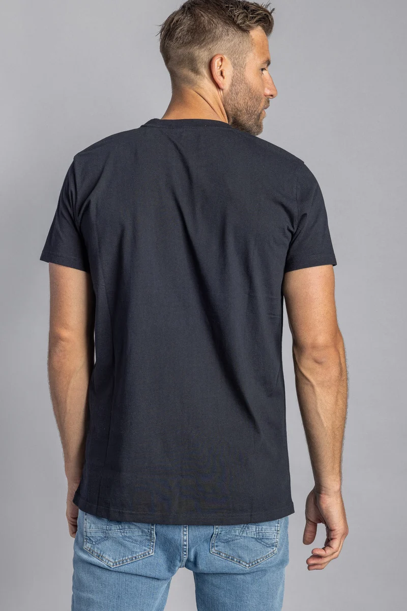 Premium Blank T-Shirt SLIM