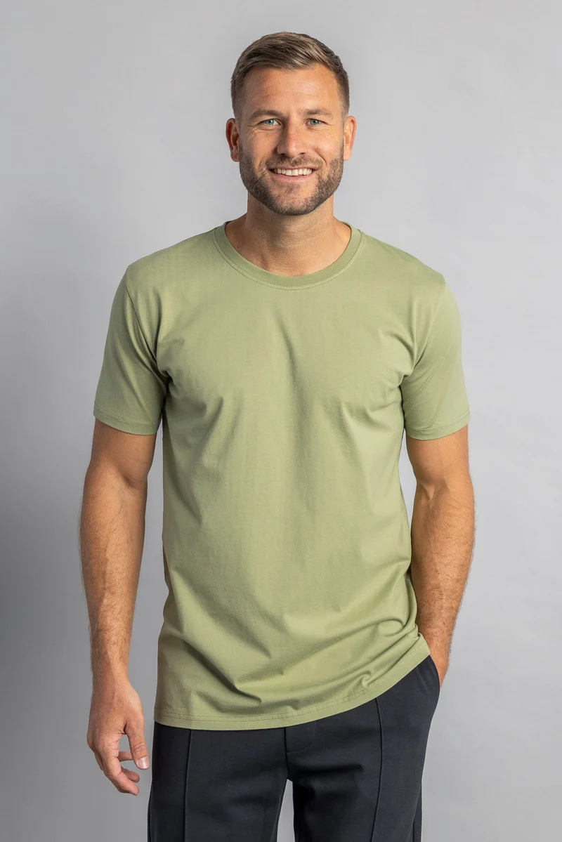 Premium Blank T-Shirt SLIM