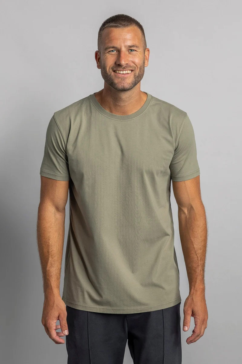 Premium Blank T-Shirt SLIM