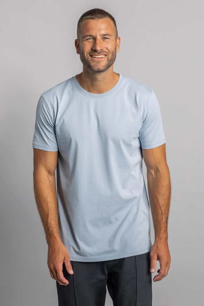 Premium Blank T-Shirt SLIM