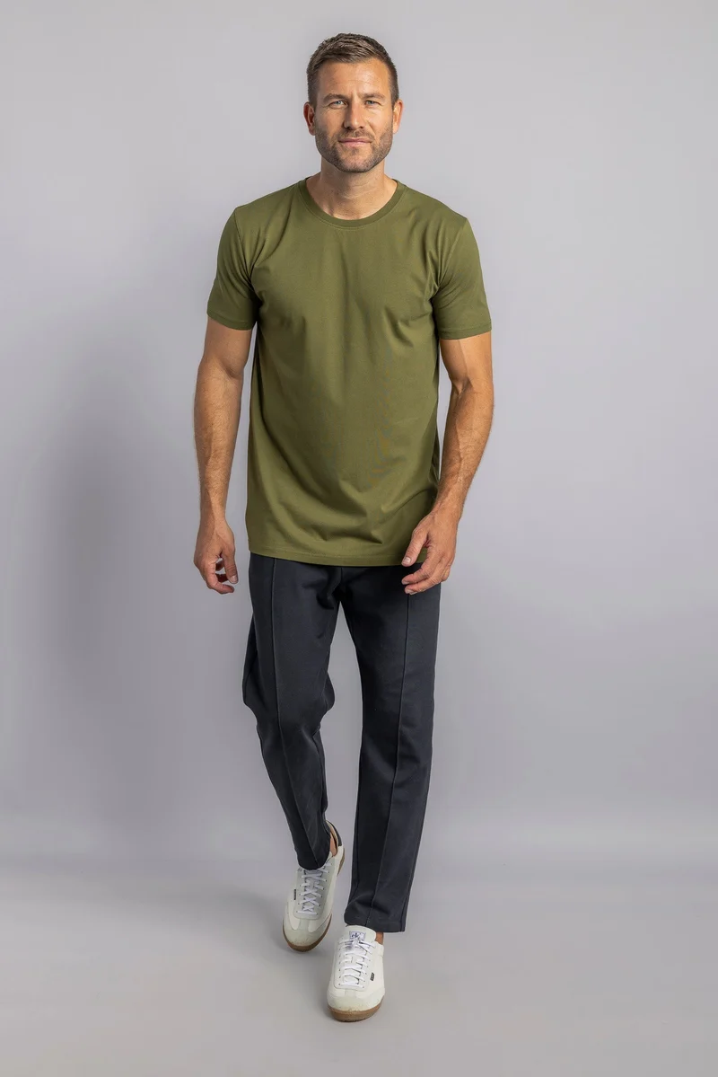 Premium Blank T-Shirt SLIM