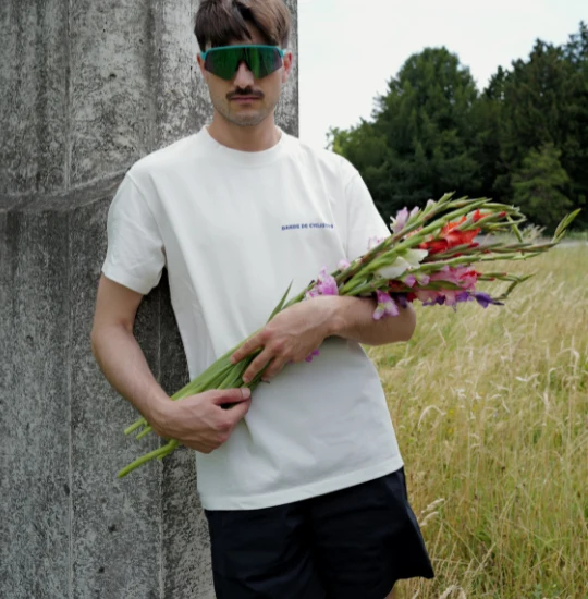 Graphic T-shirt | Manhattan | Off-White | Unisex