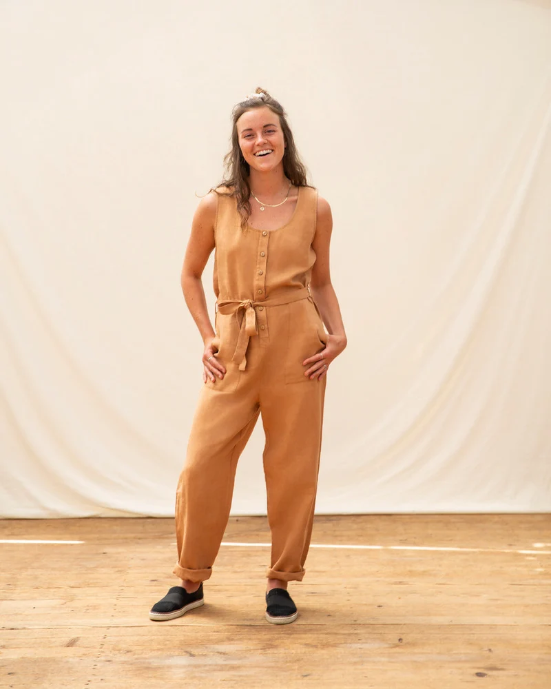 Brauner Overall hazel aus Leinen von Matona
