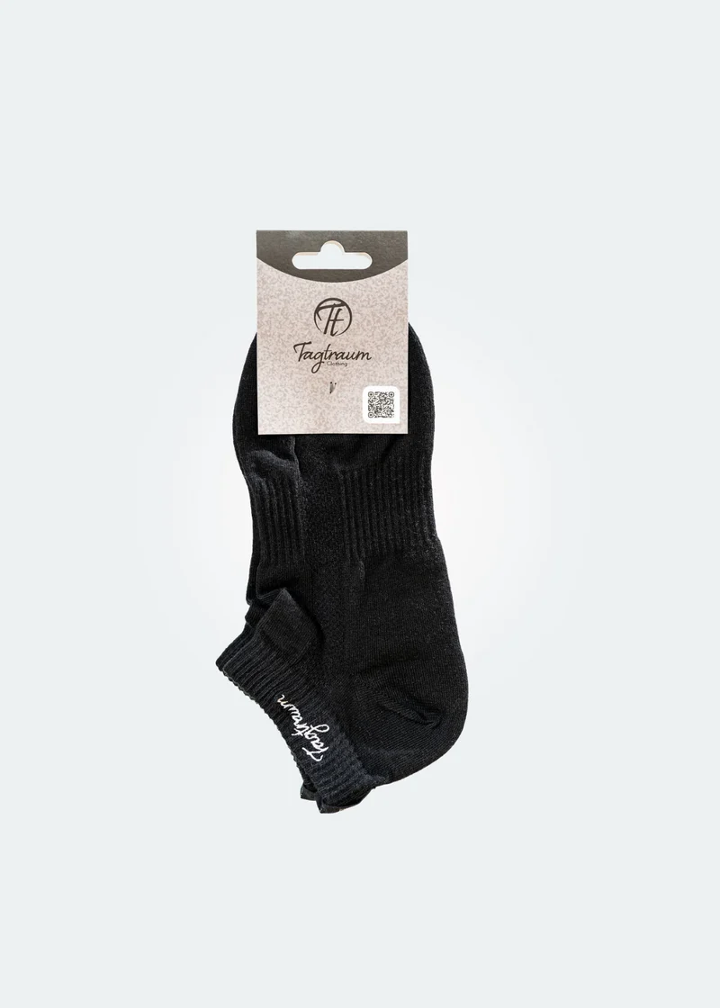 Schwarze Sneaker Socken von Tagtraum Clothing