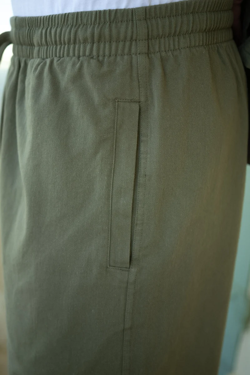 Olivgrüne Walkshorts Ria aus Bio-Baumwolle von Salzwasser