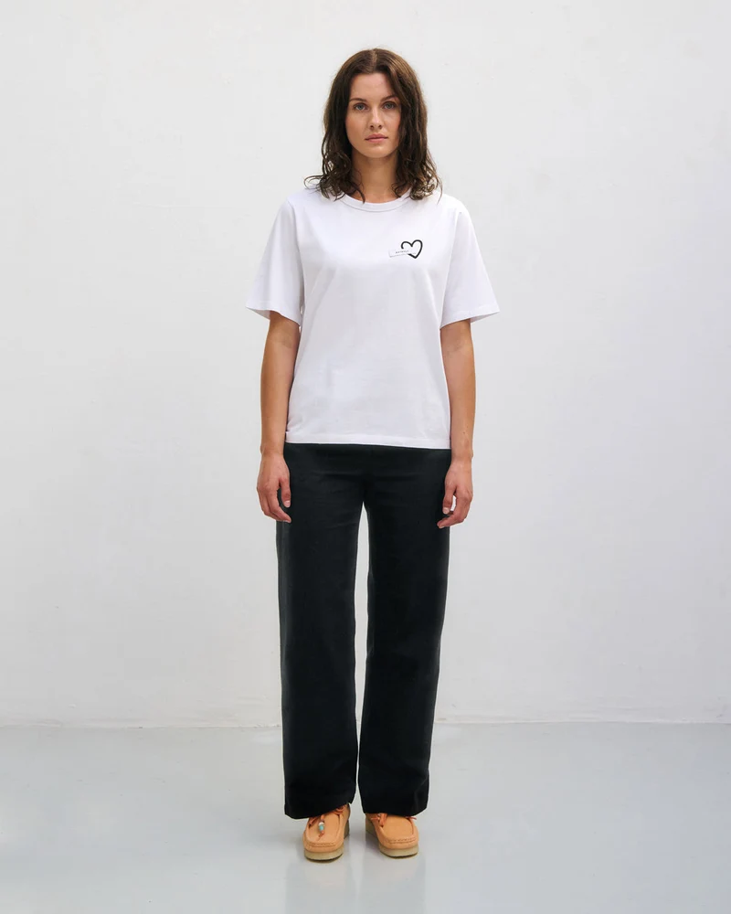 Weisses T-Shirt Affection aus 100% Bio-Baumwolle von Rotholz
