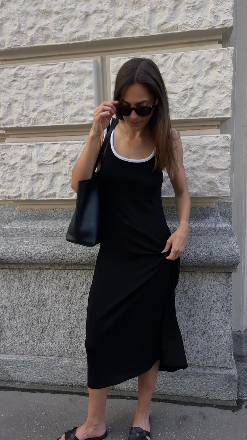 Schwarzes Kleid MIIA aus Modal von Pura Clothing