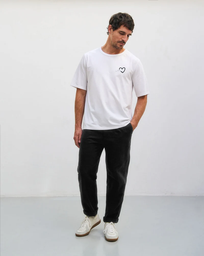 Weisses T-Shirt Affection aus 100% Bio-Baumwolle von Rotholz