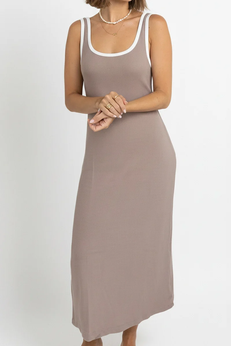 Braunes Kleid MIIA aus Modal von Pura Clothing