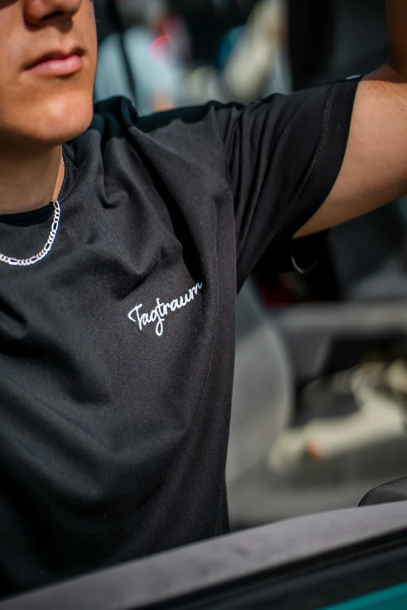 Schwarzes T-Shirt 3er-Set aus 100% Bio-Baumwolle von Tagtraum Clothing